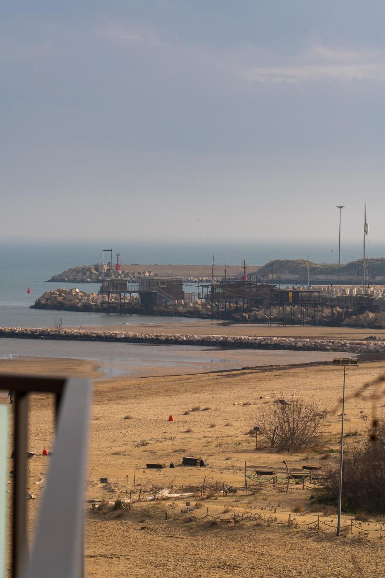"Casa Incantevole" Fronte Mare Pescara - Appartamento Via Buozzi Zewnętrze zdjęcie